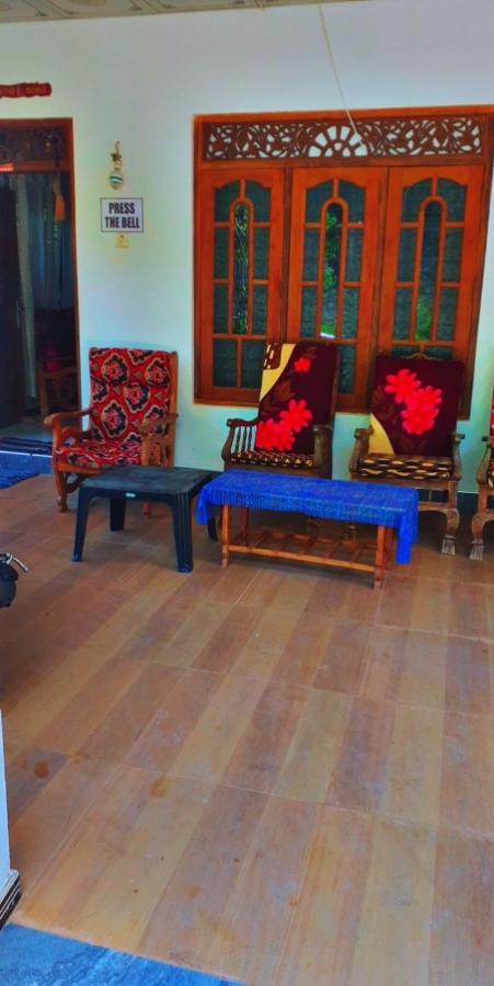 Hotel Mirissa Niraj Guest Exterior foto